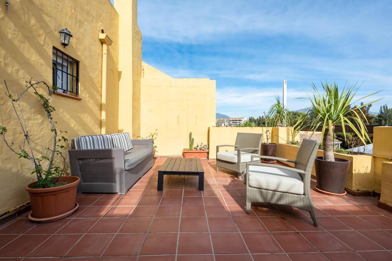 Apartamento Duplex Los Cartujanos I Marbella Esterno foto